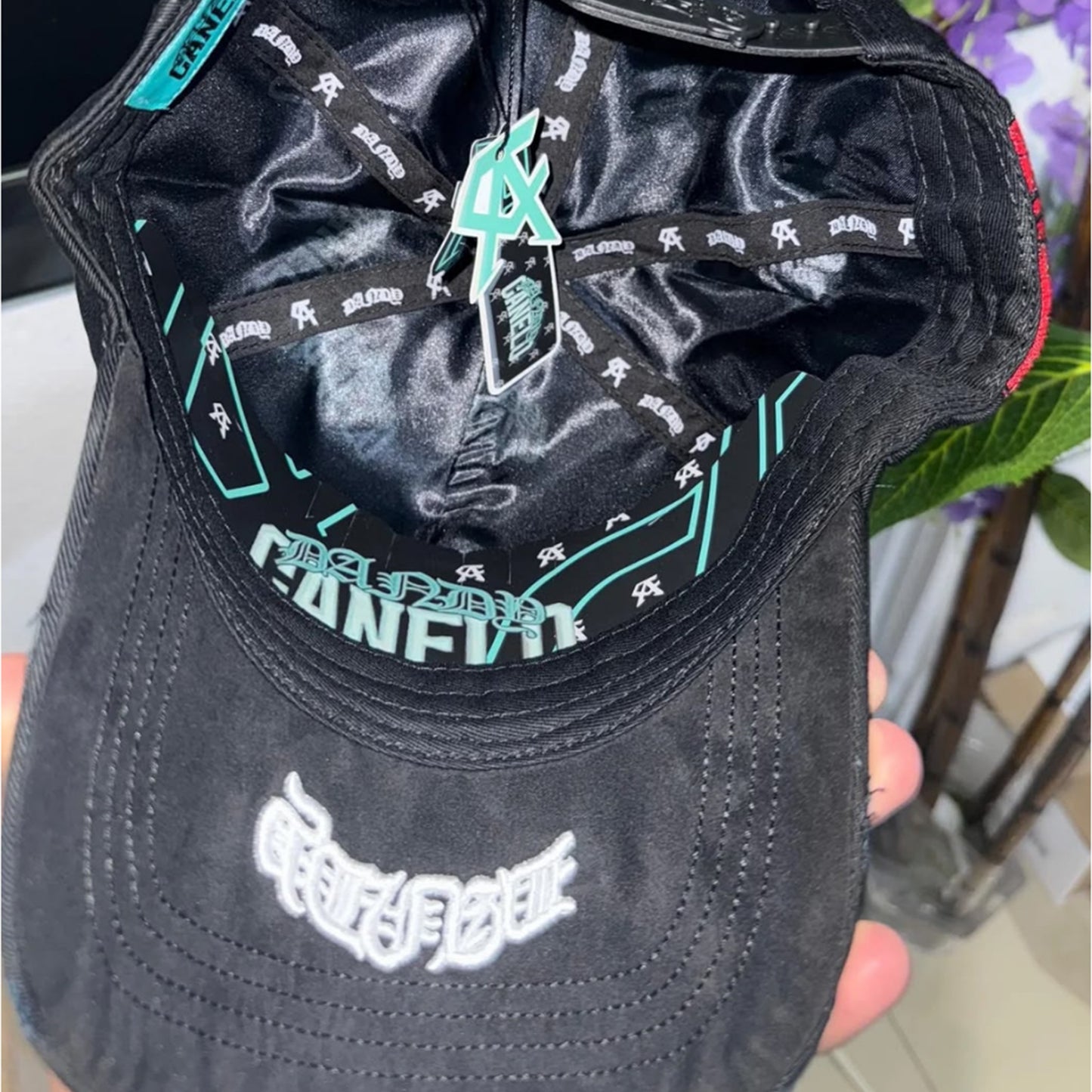 CAPNOWHITE-110 | Gorra Dandy A Turquesa