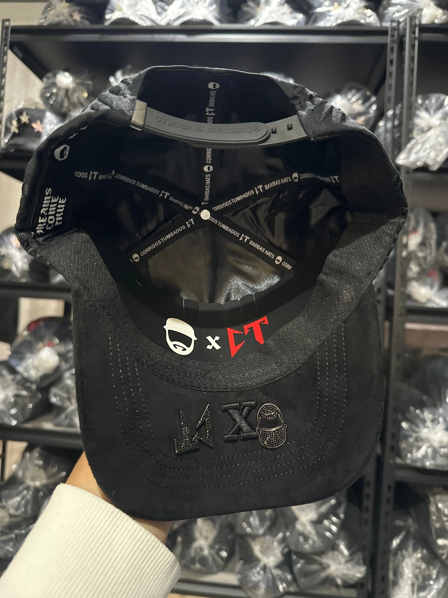 Barbas Hats “Rockstar Negra" (Full Black)